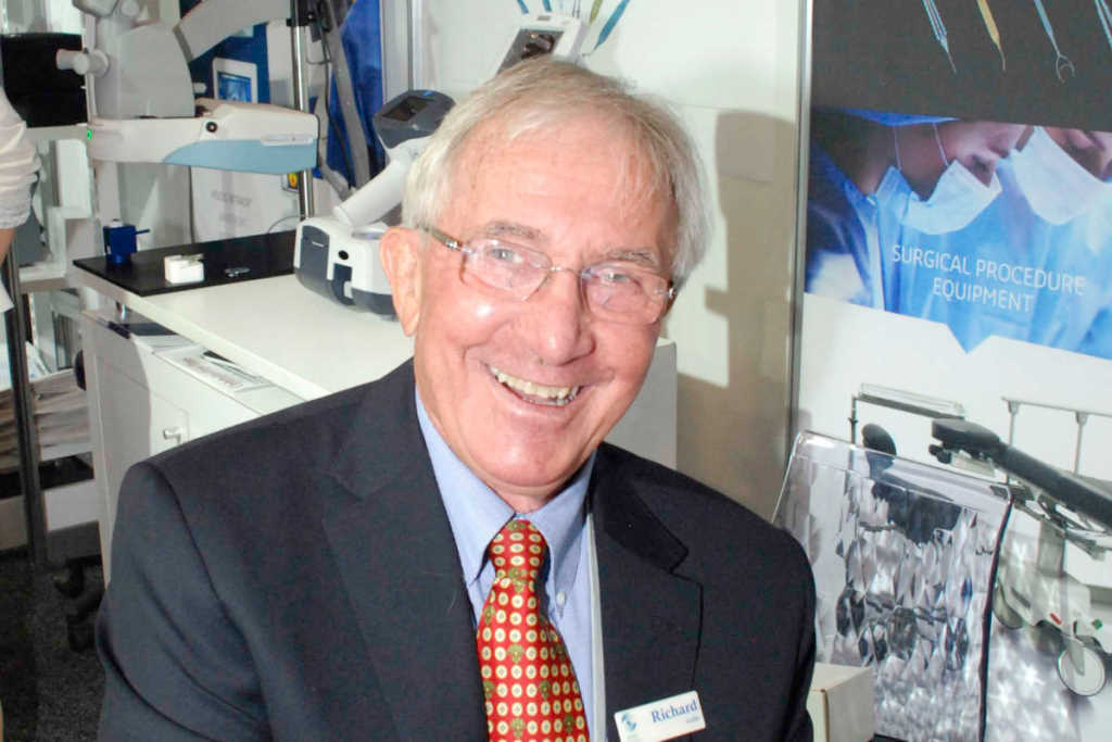 Ophthalmic industry legend dies